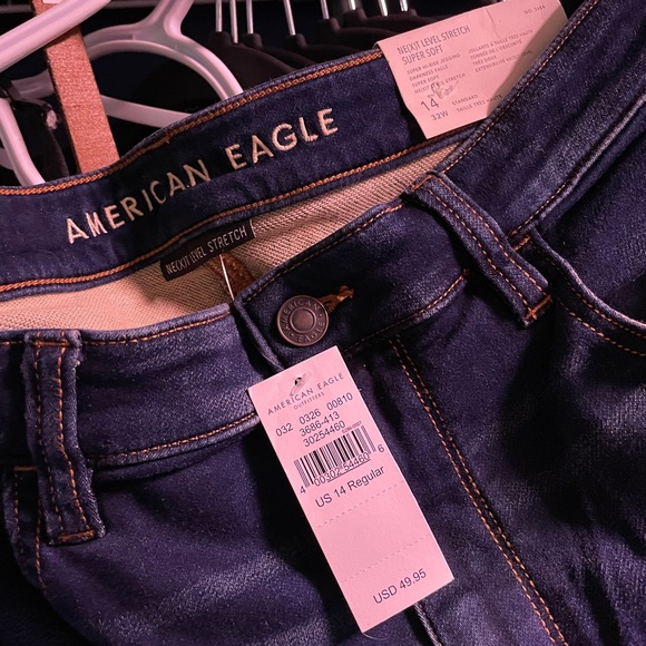 American eagle ripped jeans - Picture 2 of 2